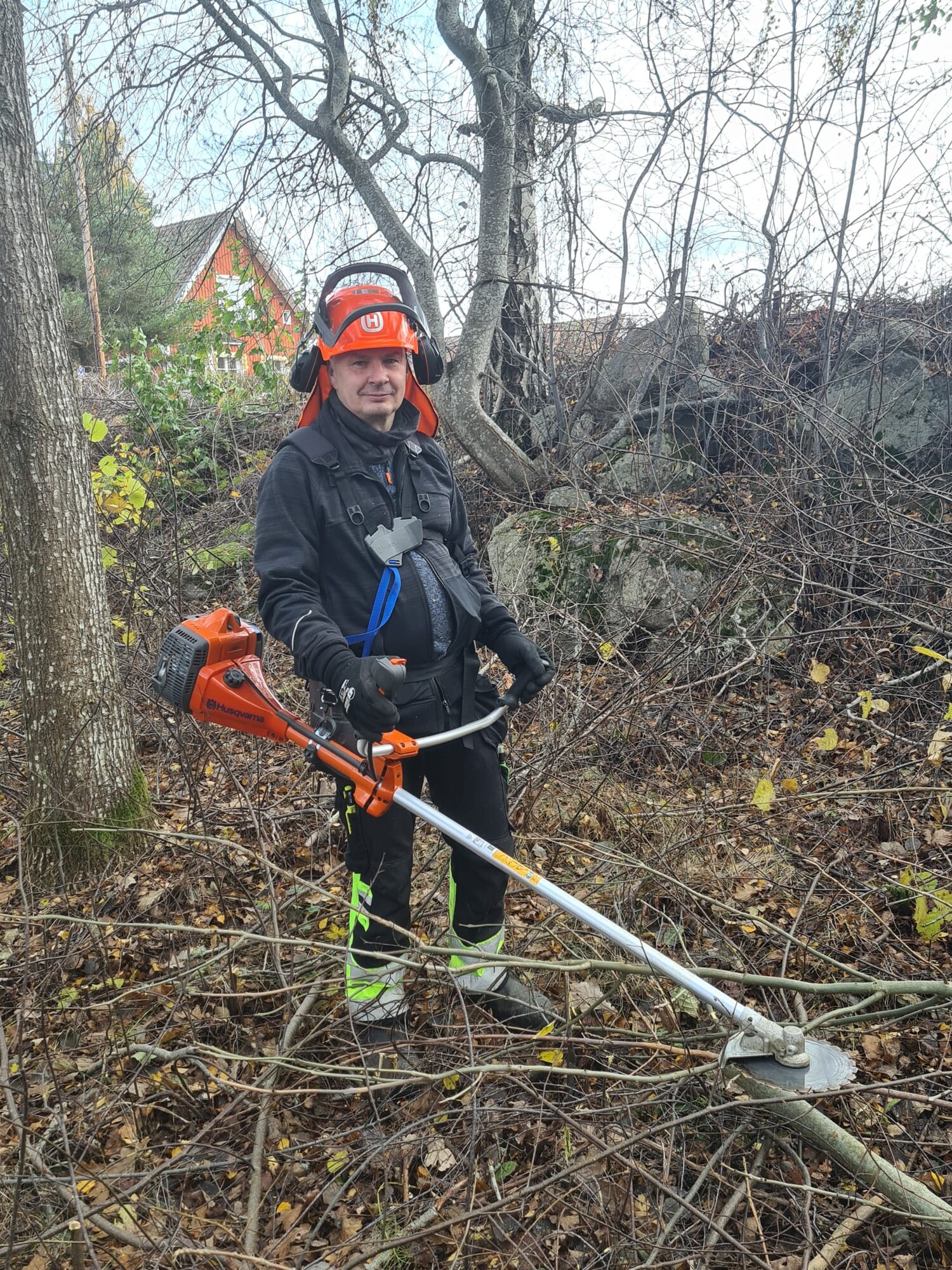 Sundqvist Hantverkare — Handwerker bei der Arbeit in Småland