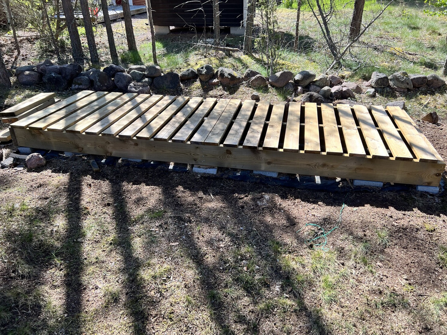 Einfacher Holzschuppen — Bild 1