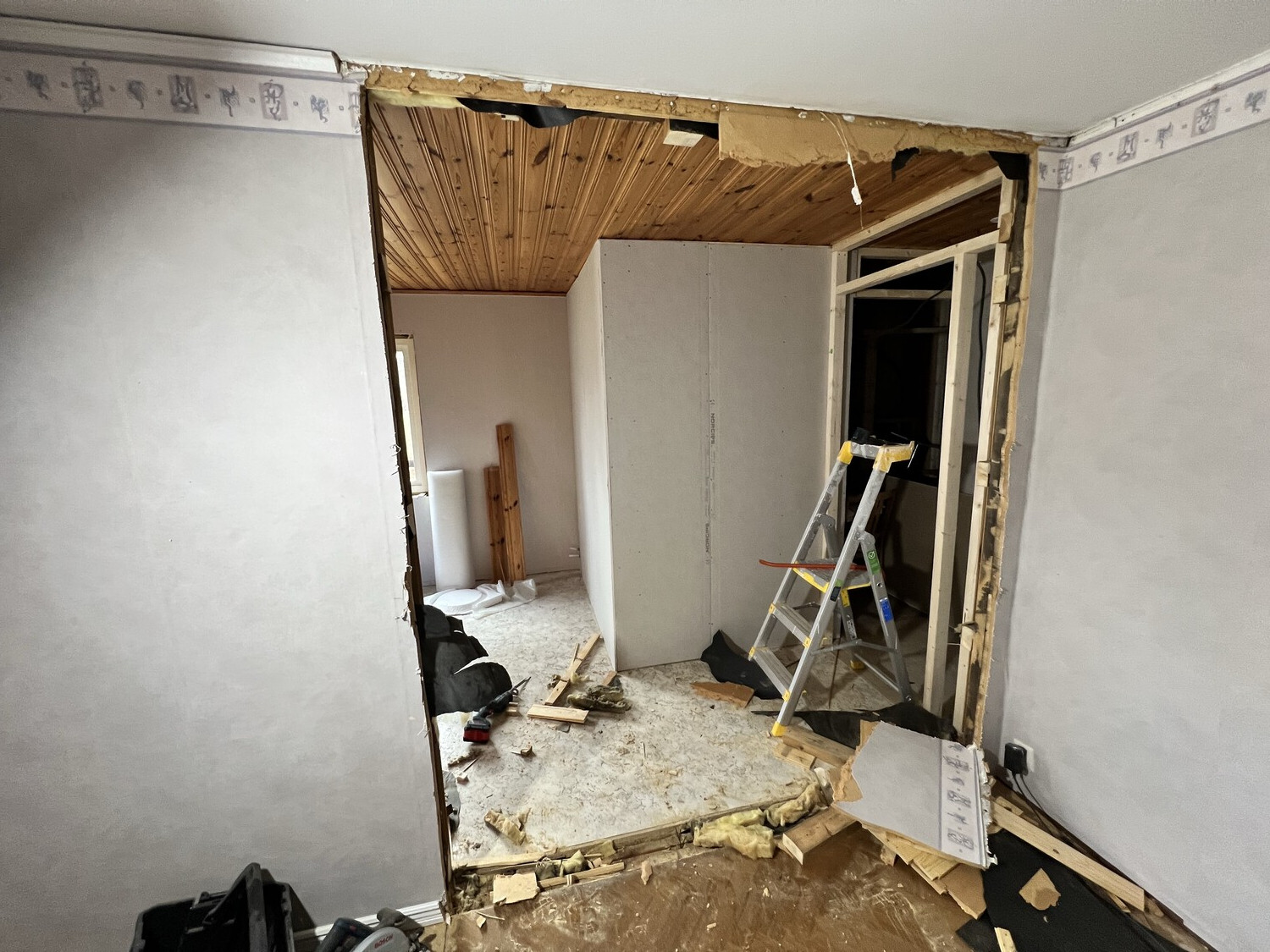 Högsby – Schlafzimmer mit Einbauschrank — Vorschau 5