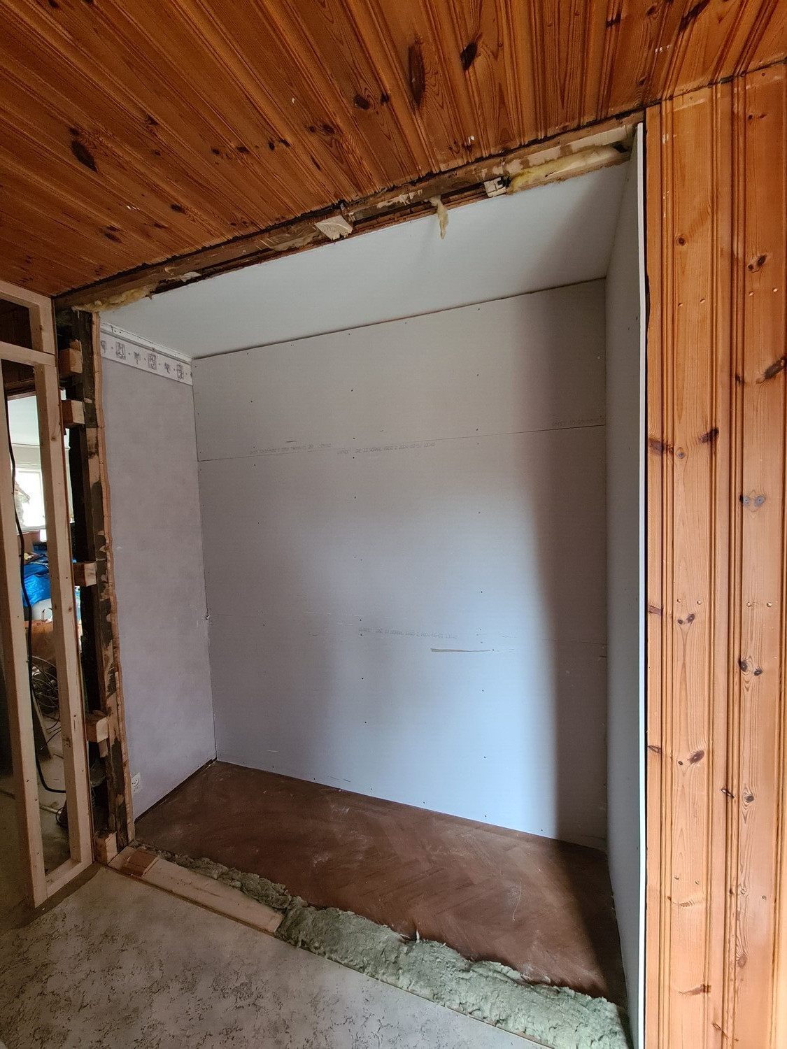 Högsby – Schlafzimmer mit Einbauschrank — Vorschau 8